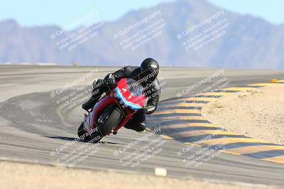 media/Oct-21-2024-Moto Forza (Mon) [[0d67646773]]/B Group/Session 4 (Turn 12)/